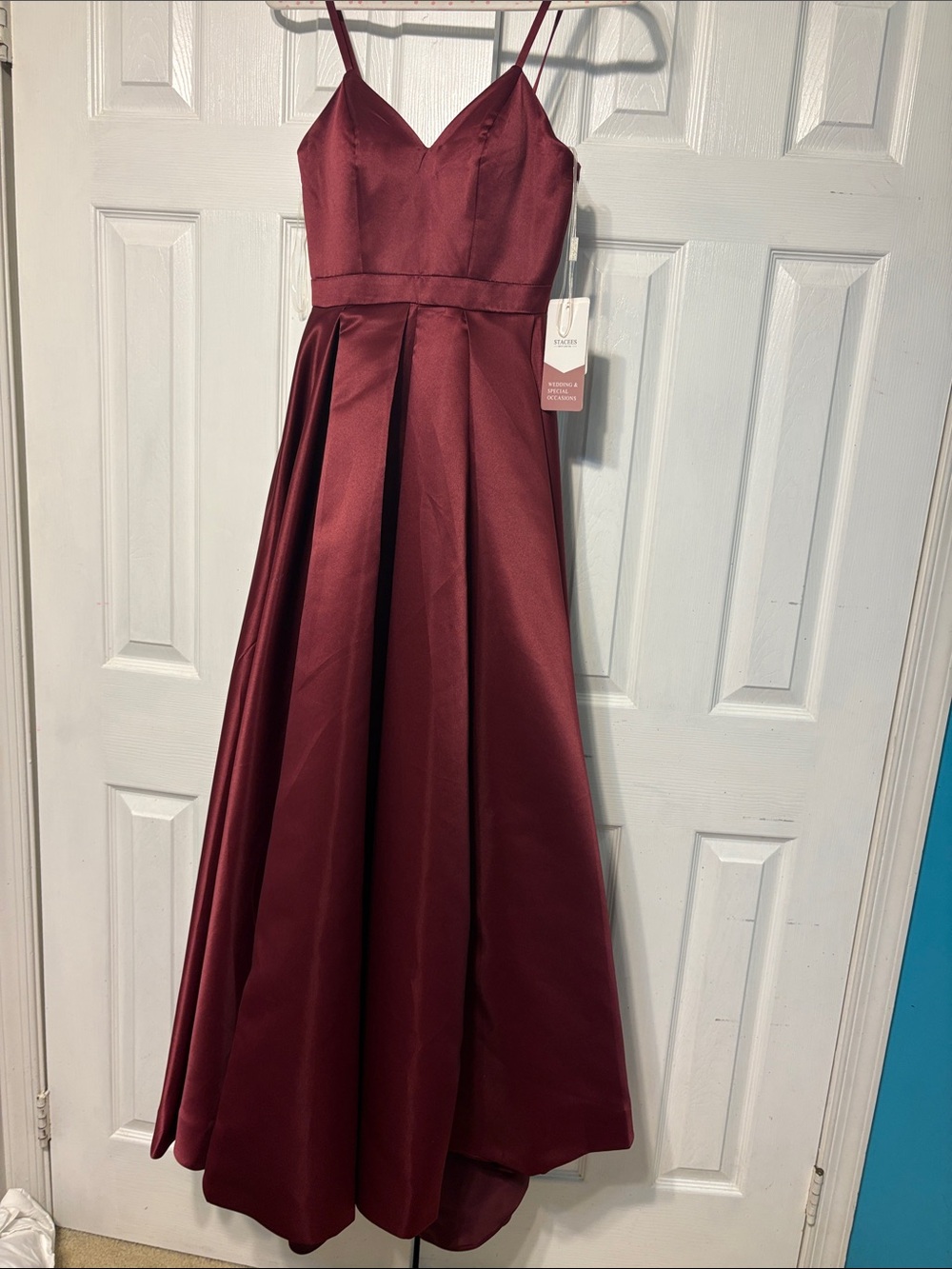 Spaghetti-Strap Maxi Dress in Burgundy